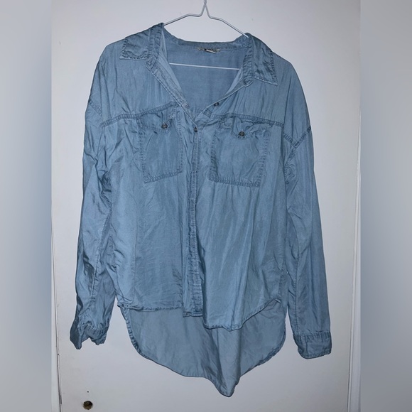 Forever 21 Button-up - Picture 2 of 4